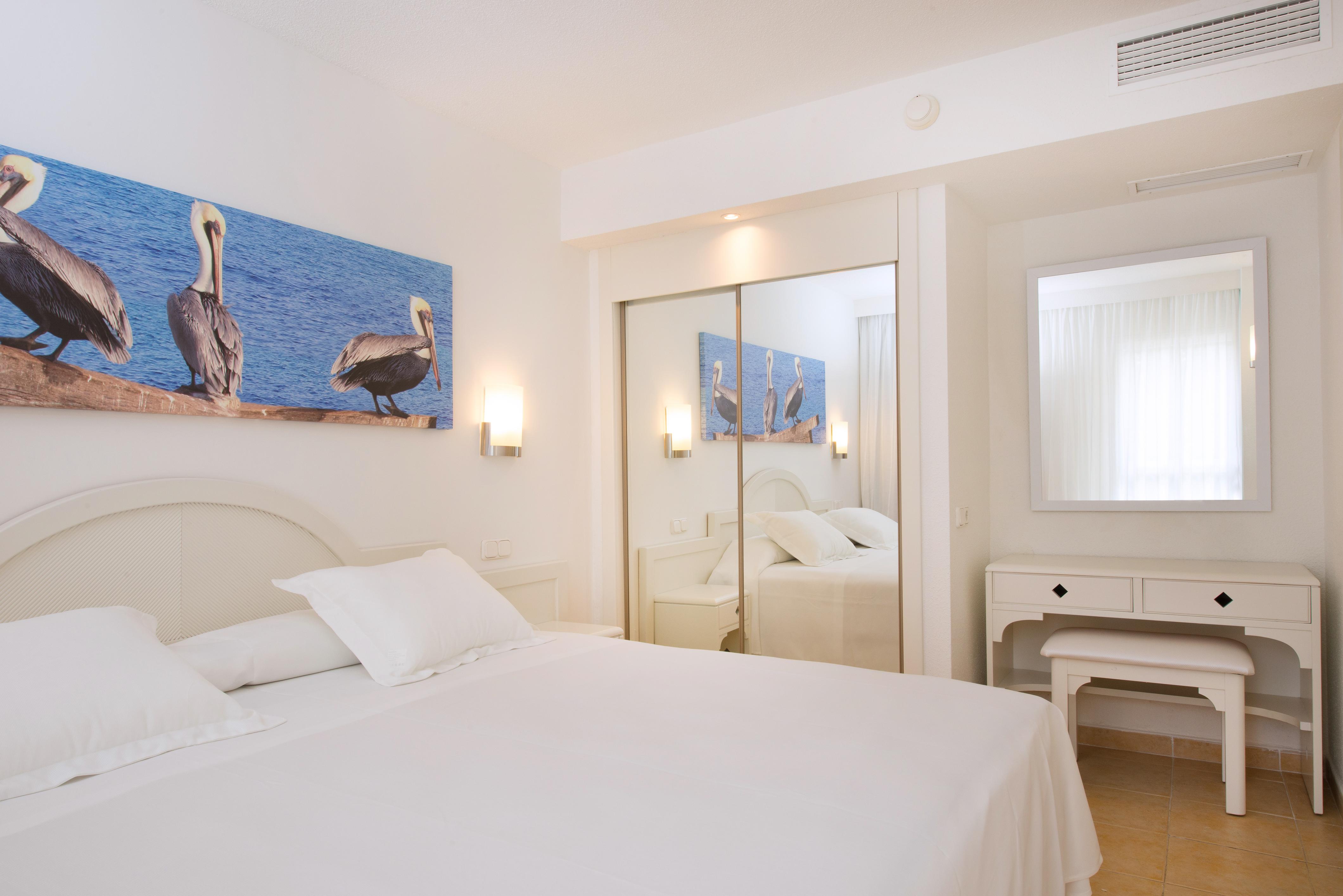 Iberostar Waves Ciudad Blanca Hotel Alcudia  Bagian luar foto