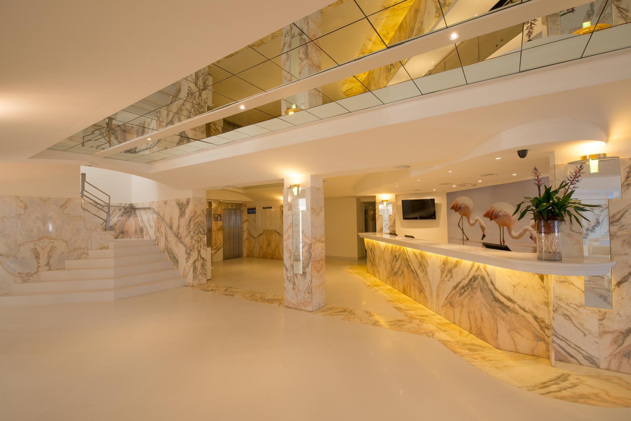 Iberostar Waves Ciudad Blanca Hotel Alcudia  Bagian luar foto