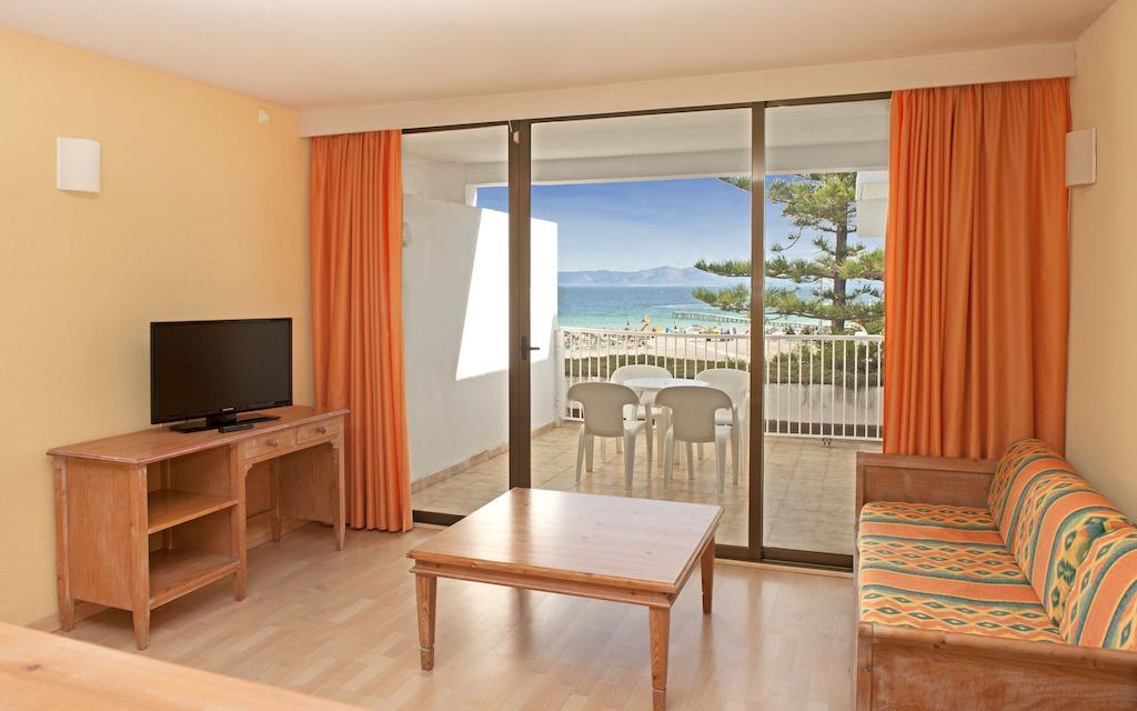 Iberostar Waves Ciudad Blanca Hotel Alcudia  Ruang foto